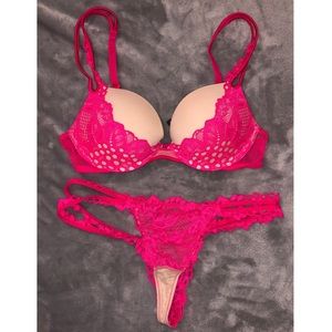 VS Very Sexy bra/panty set